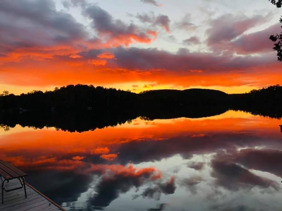 sunset lac long